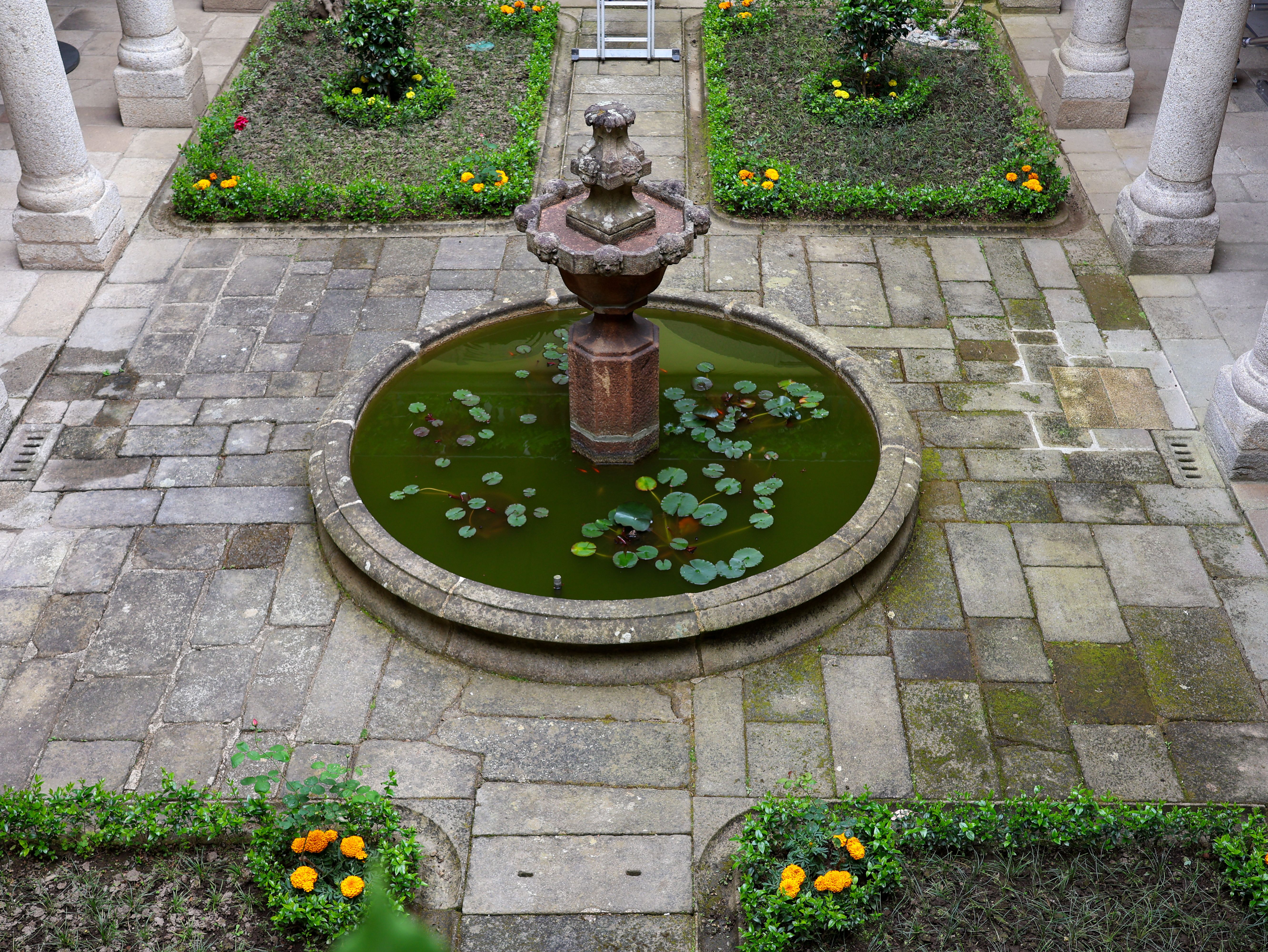 Lorem Ipsum VIII